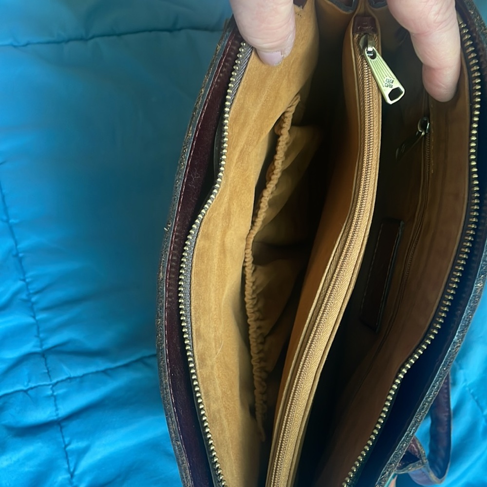 Patricia Nash Shoulder Bag/Crossbody - Picture 3 of 7
